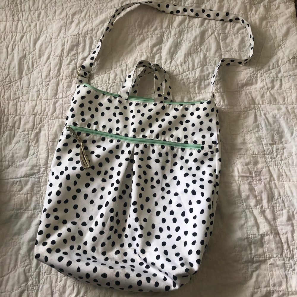 Logan and Lenora (now canvelle) discontinued tote bag